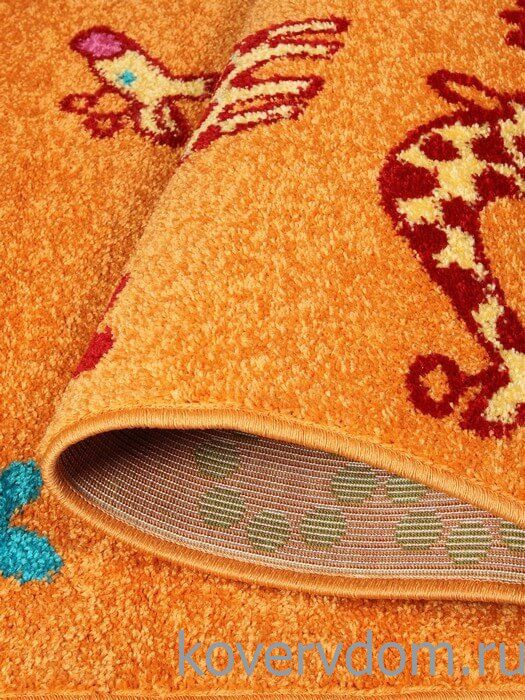 Ковер детский FUNKY Giraffe a apricot Ковер детский FUNKY Giraffe a apricot