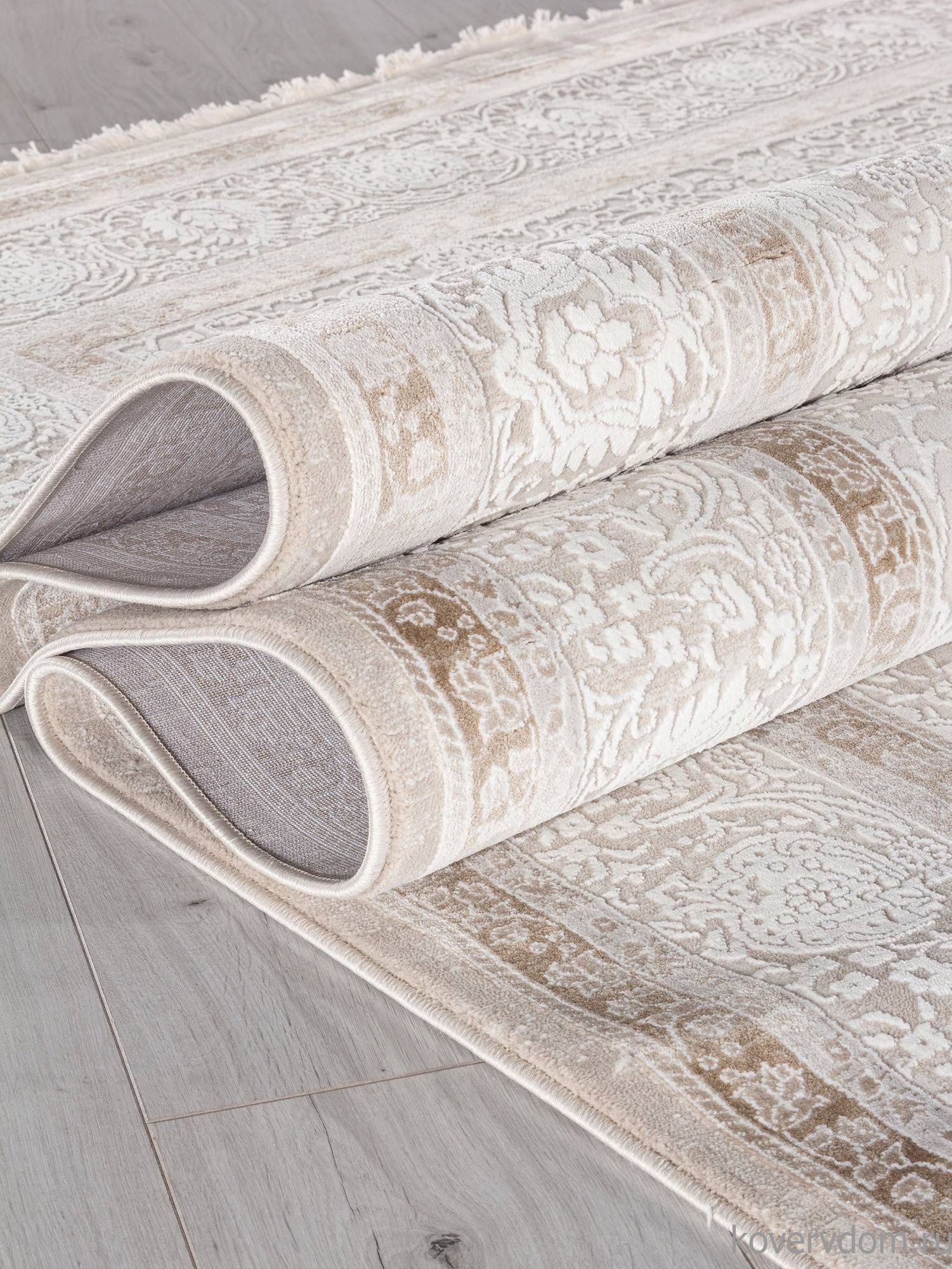 Ковер CLASSIC 30298A CREAM / BEIGE Ковер CLASSIC 30298A CREAM / BEIGE